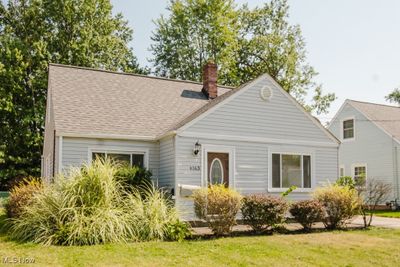 Cape cod-style house featuring a front yard | Image 3