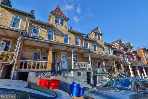630 Pierce St, BETHLEHEM, PA, 18015-3428 | Card Image