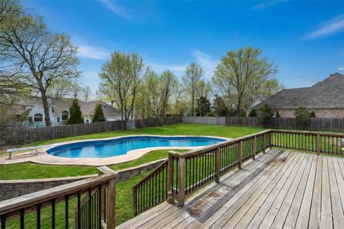 3028 Willow Bend Cir, Springdale, AR, 72762-7456 | Card Image