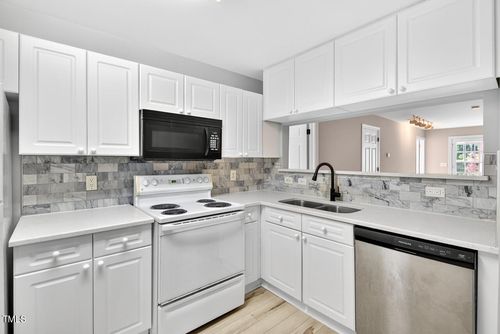 apt-a23-929 Morreene Rd, Durham, NC, 27705-4463 | Card Image