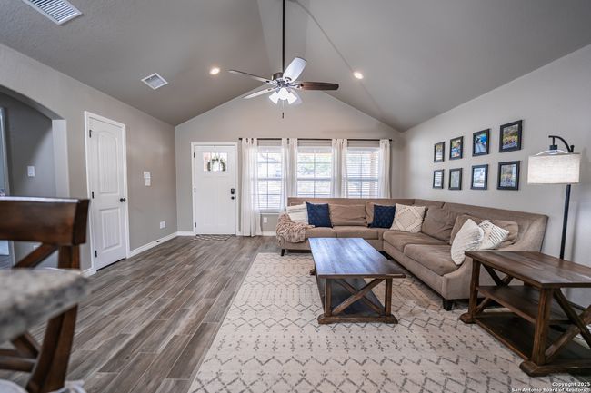 1302 Cedar Grove Trl, House other with 3 bedrooms, 2 bathrooms and null parking in Spring Branch TX | Image 8