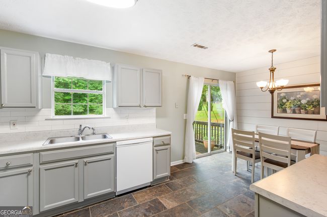7108 Hummingbird Ln, House other with 5 bedrooms, 2 bathrooms and null parking in Winston GA | Image 12