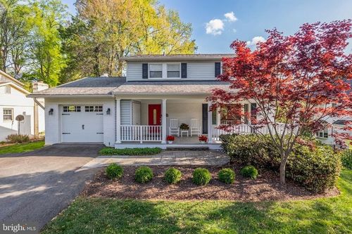 6330 Old Chesterbrook Rd, MCLEAN, VA, 22101-4713 | Card Image