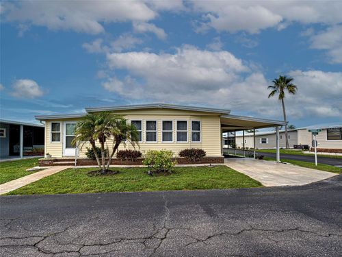 140 N Fiji Cir, ENGLEWOOD, FL, 34223-6213 | Card Image