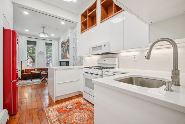 APT-1 - 237 3 Rd St, Condo with 1 bedrooms, 1 bathrooms and null parking in Jersey City NJ | Image 5