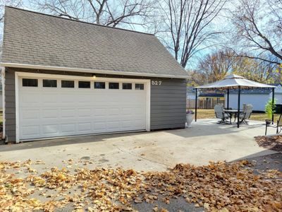 Oversized 2 stall garage | Image 2