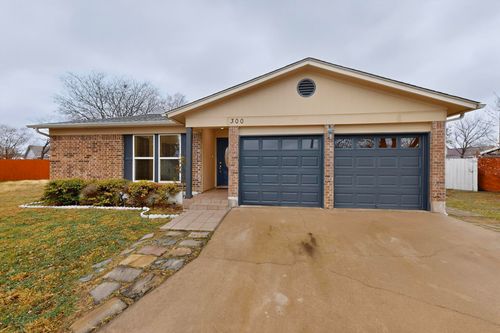 300 Hickok Ct, Austin, TX, 78753-3681 | Card Image