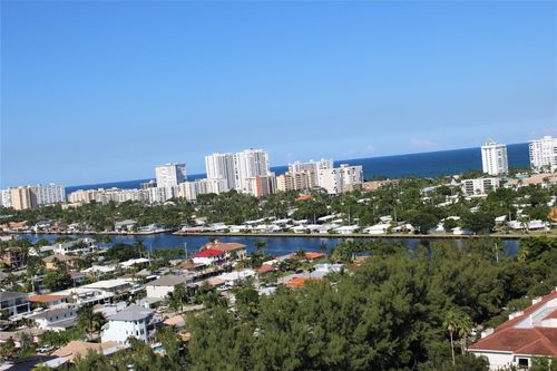 2007-3200 Port Royale Dr N, Fort Lauderdale, FL, 33308-7809 | Card Image