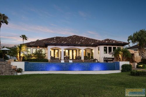 428 Beach Blvd, Laguna Vista, TX, 78578-2630 | Card Image