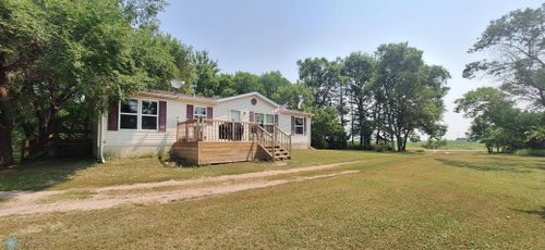 7529 130th Ave Se, Lisbon, ND, 58054-9780 | Card Image