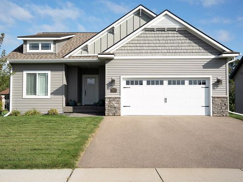 2024 Whistling Straits Dr, Altoona, WI, 54720-2867 | Card Image
