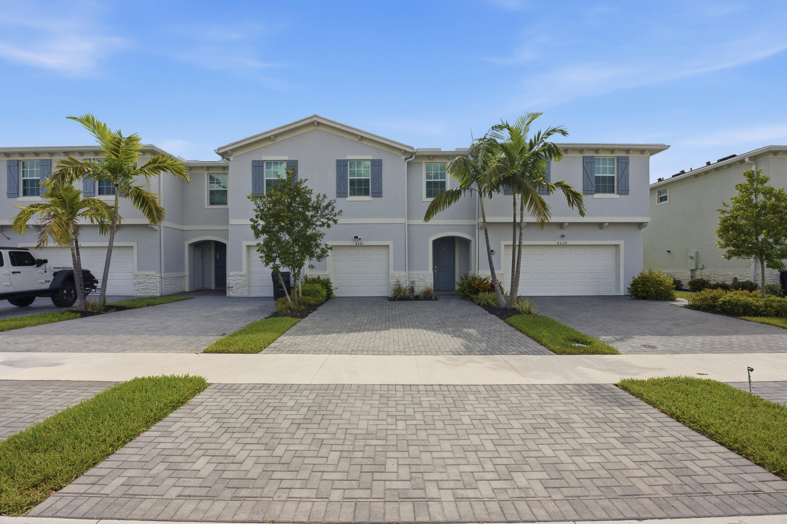 Residential in Lake Worth 2