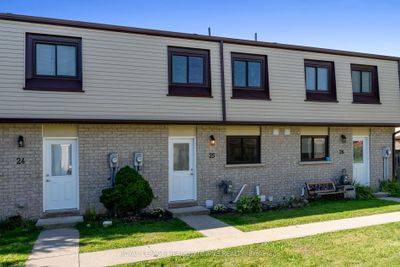 25 - 108 Sinclair Ave, Condo with 3 bedrooms, 2 bathrooms and 1 parking in Halton Hills ON | Image 3