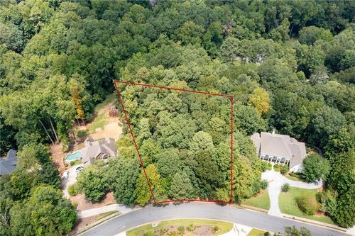 608 Keeler Woods Dr Nw, Marietta, GA, 30064-2064 | Card Image