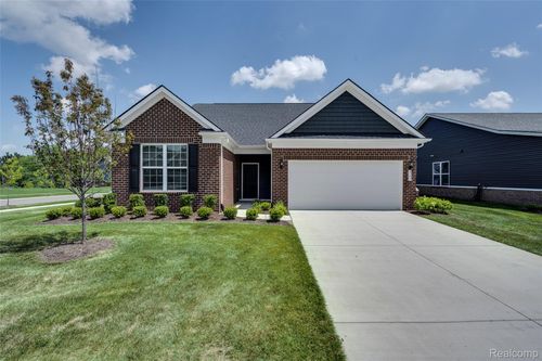 4145 Avery Rd, Lake Orion, MI, 48359-2085 | Card Image