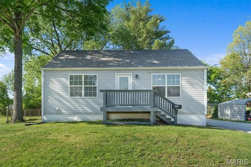 1107 W Congress St, Pacific, MO, 63069-1936 | Card Image