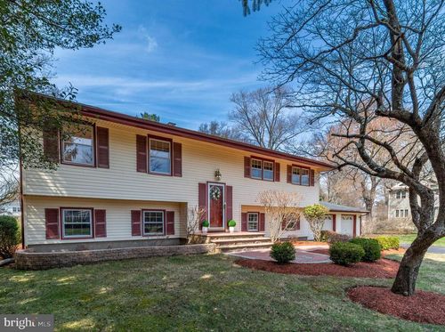 6 Jeffrey Ln, PRINCETON JUNCTION, NJ, 08550-1608 | Card Image