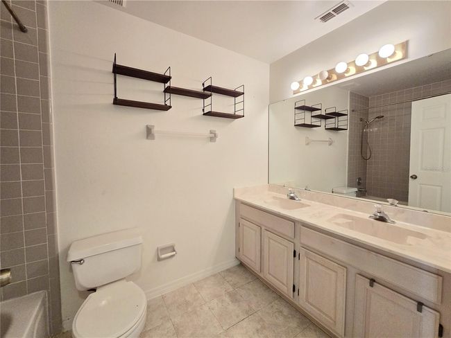 Full bathroom in hallway | Image 9