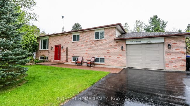 6 Edgewood Cres, House other with 3 bedrooms, 2 bathrooms and 5 parking in New Lowell ON | Image 1
