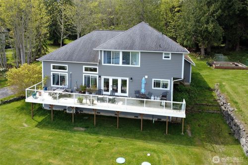 8101 Ne Hunt Club Ln, Hansville, WA, 98340-9800 | Card Image