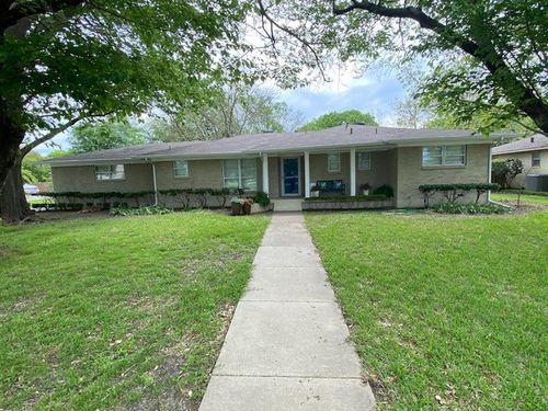402 Paula Rd, McKinney, TX, 75069-3321 | Card Image
