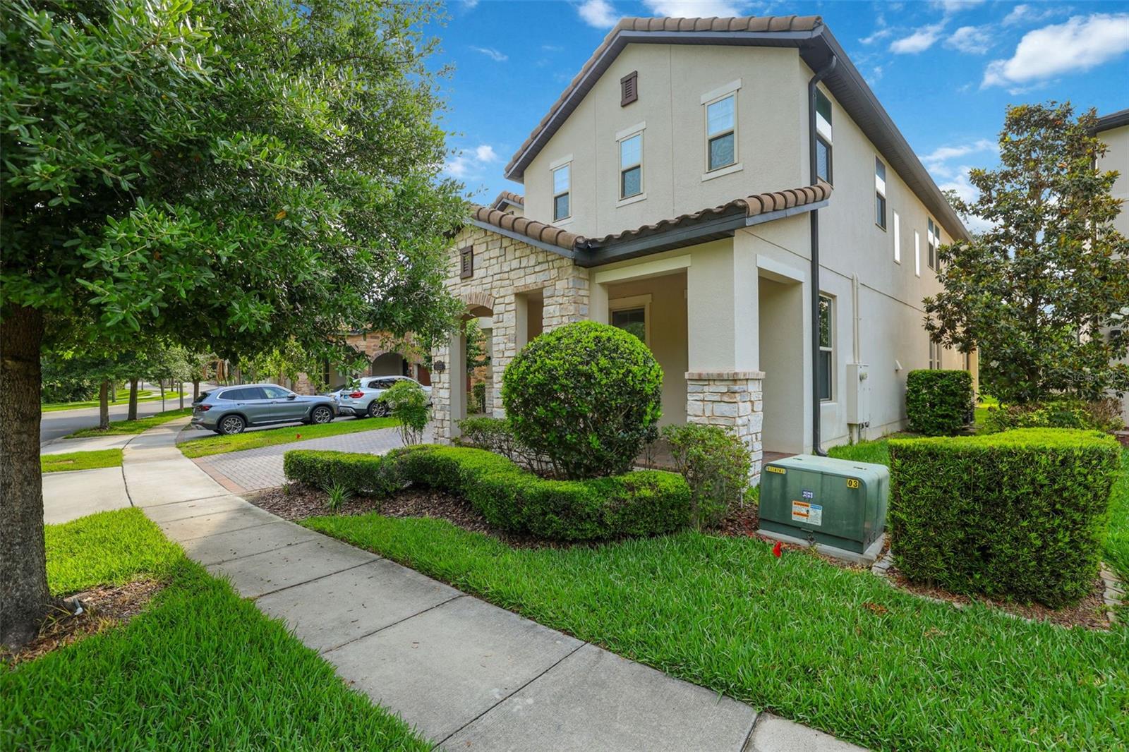 Residential in WINDERMERE 2