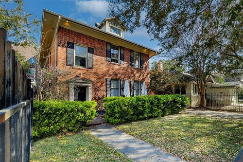 528 Hawthorne St, Houston, TX, 77006-4089 | Card Image