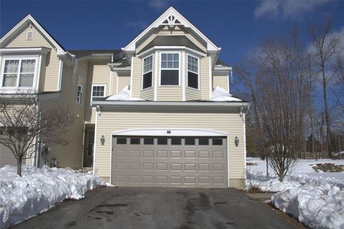 53 Cornwall Ln, Middletown, NY, 10940-5077 | Card Image