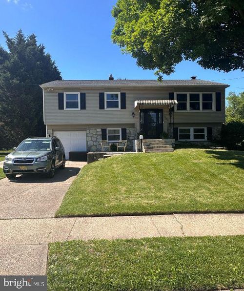 500 Woodlane Ct, CINNAMINSON, NJ, 08077-3974 | Card Image
