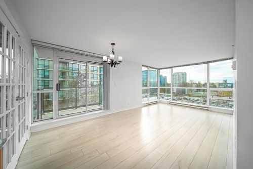 806-7555 Alderbridge Way, Richmond, BC, V6X4L3 | Card Image