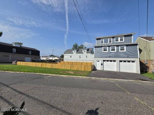 37 Circuit Street, Keansburg, NJ, 07734 | Card Image