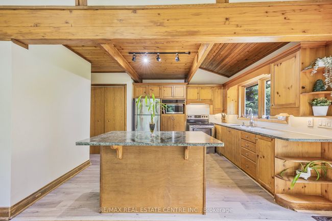 293432 Eighth Line, House other with 5 bedrooms, 2 bathrooms and 14 parking in Amaranth ON | Image 13