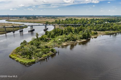 1100 Point Harbor Road, Wilmington, NC, 28401 | Card Image