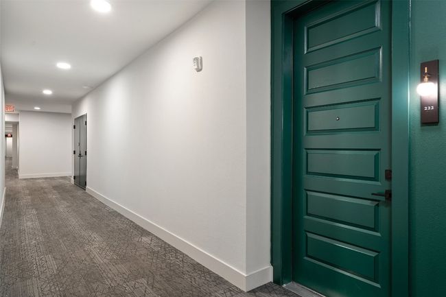 APT-222 - 2500 Longview St, Condo with 2 bedrooms, 2 bathrooms and 2 parking in Austin TX | Image 5