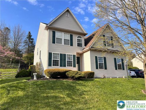 8355 Valley Grn, FOGELSVILLE, PA, 18051-1544 | Card Image