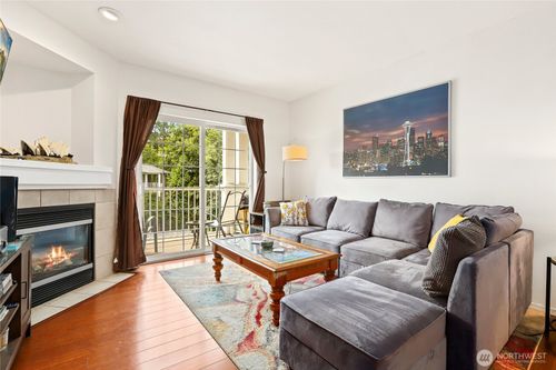 apt-a318-14714 Admiralty Way, Lynnwood, WA, 98087-4870 | Card Image