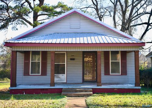 210 4th Ave Nw, Decatur, AL, 35601-2246 | Card Image