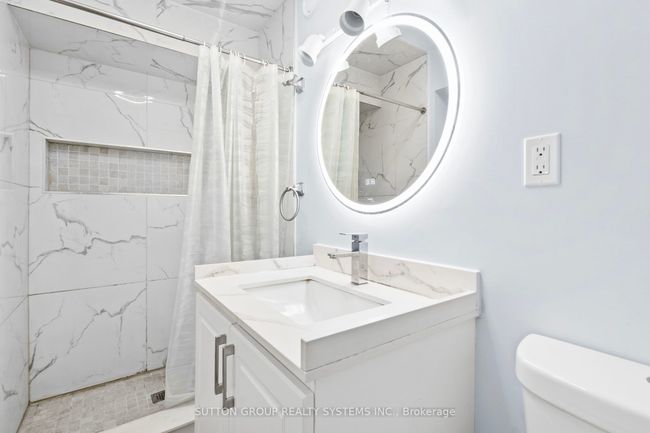 732 Royal York Rd, House other with 7 bedrooms, 4 bathrooms and 4 parking in Etobicoke ON | Image 35
