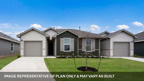 b-142 Harrison Xing, Uhland, TX, 78640-3705 | Card Image