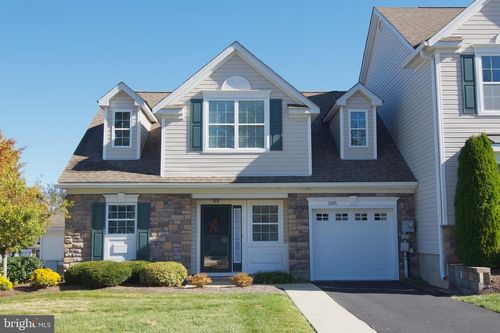 205 Village Dr, BLANDON, PA, 19510-9499 | Card Image
