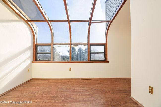Sunroom | Image 12