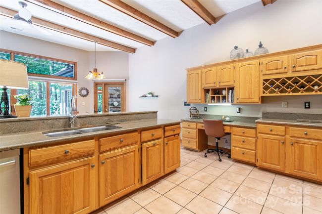Cooking will be a dream in this large kitchen | Image 7