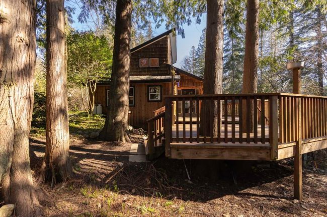 2730 Toni Road, House other with 1 bedrooms, 1 bathrooms and null parking in Roberts Creek BC | Image 11