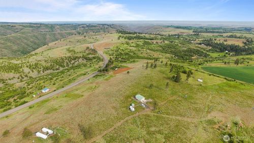 588 Reservoir Ln, Pomeroy, WA, 99347-5002 | Card Image