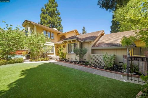 951 Redwood Dr, Danville, CA, 94506-2164 | Card Image