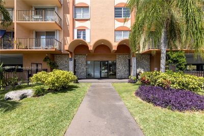 303 - 1465 Ne 123rd St, Condo with 1 bedrooms, 1 bathrooms and null parking in North Miami FL | Image 1