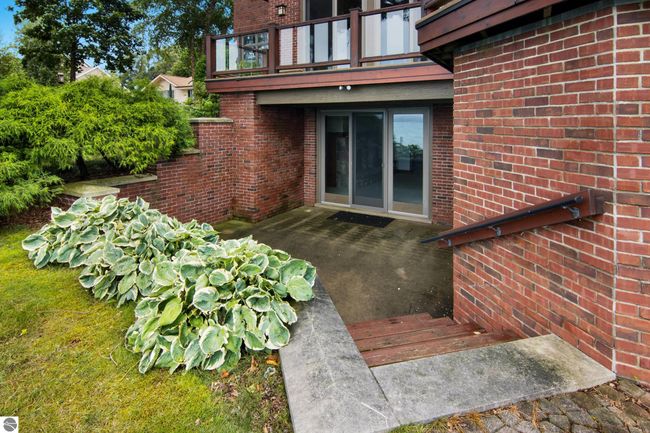 12305 3 Rd St, House other with 5 bedrooms, 4 bathrooms and null parking in Kewadin MI | Image 61