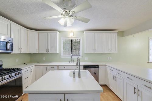 1008 Cedar Dr, Lake Ariel, PA, 18436-8030 | Card Image