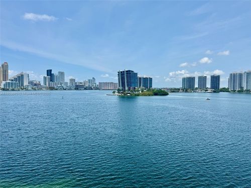 apt-601-3530 Mystic Pointe Dr, Aventura, FL, 33180-4525 | Card Image