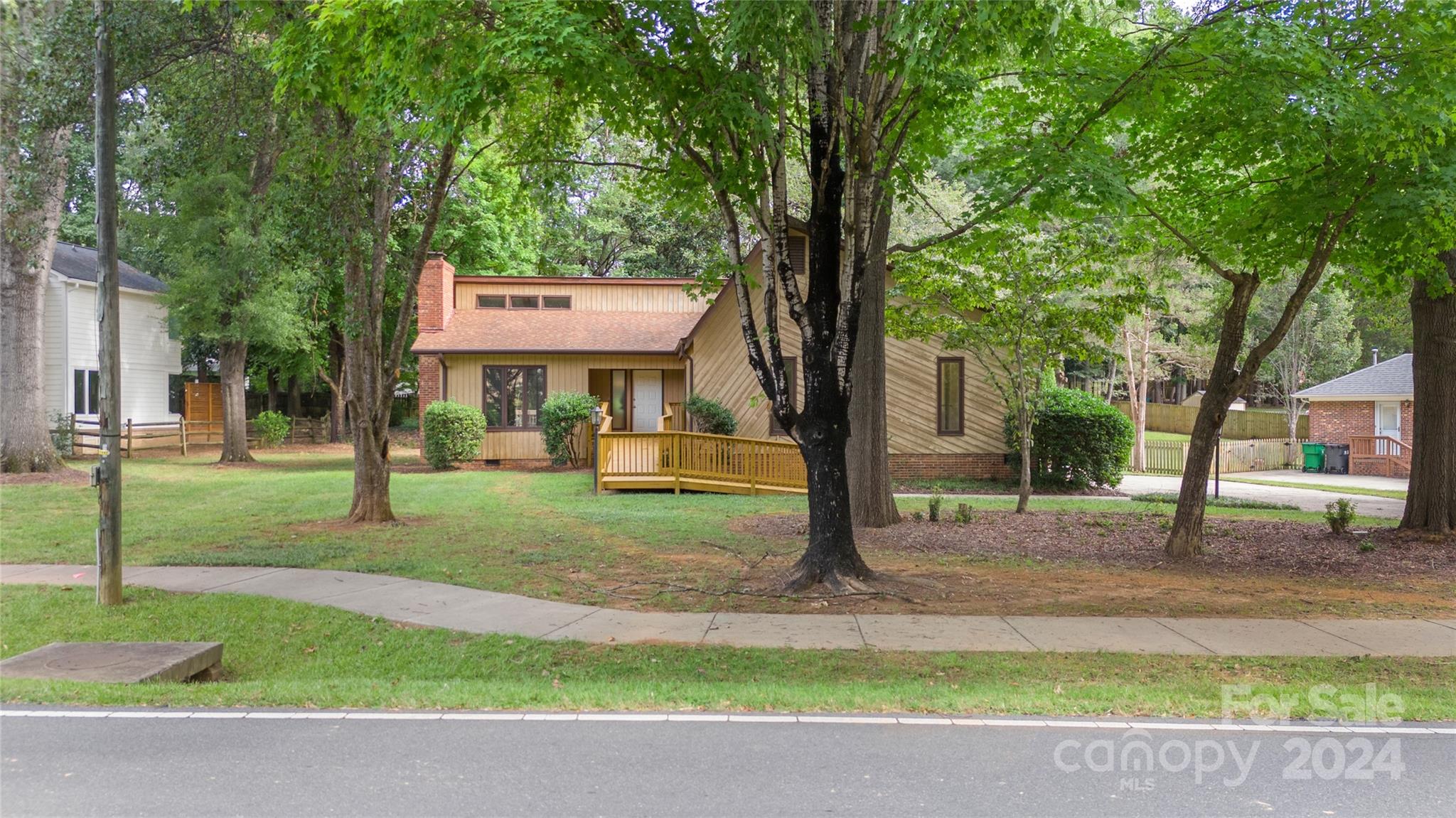 Boyce Rd, Charlotte, NC 28211